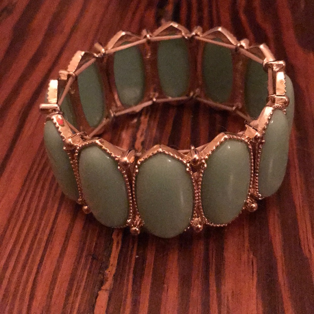 Kendra inspired gold and mint bracelet